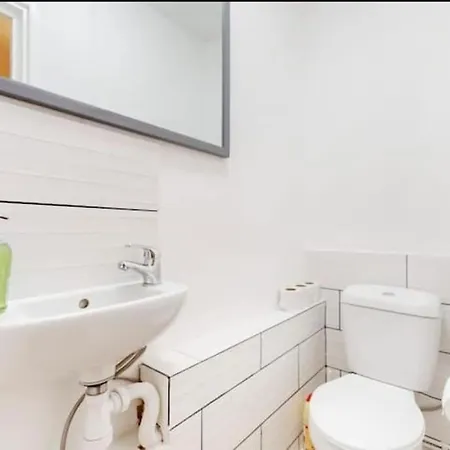 Modern 4 Bedroom In Kings Cross With Garden London Exterior photo
